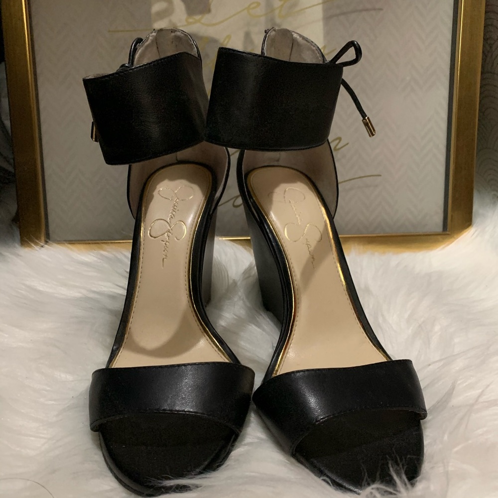 Jessica Simpson wedges